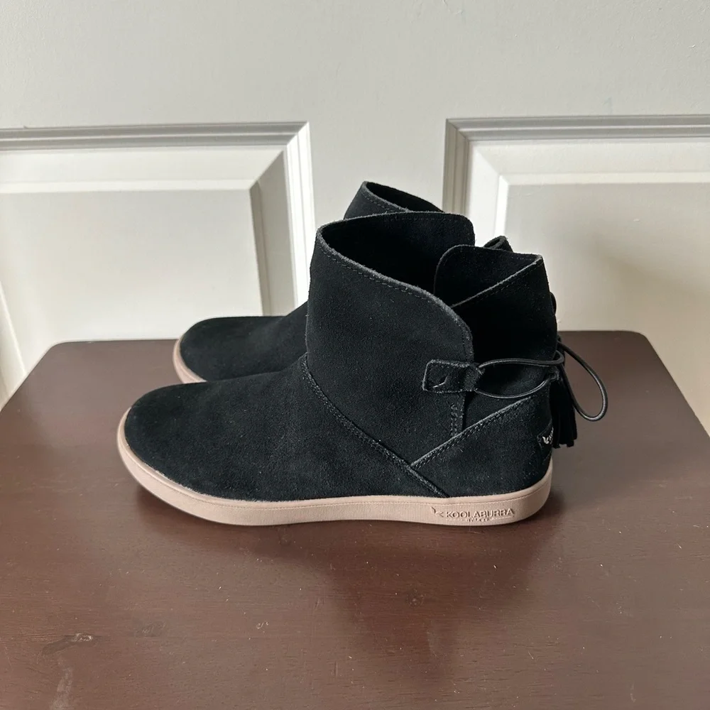 UGG Koolaburra Skyller Suede Tassel Ankle Boots Black Women's Size US 7 - Picture 2 of 10